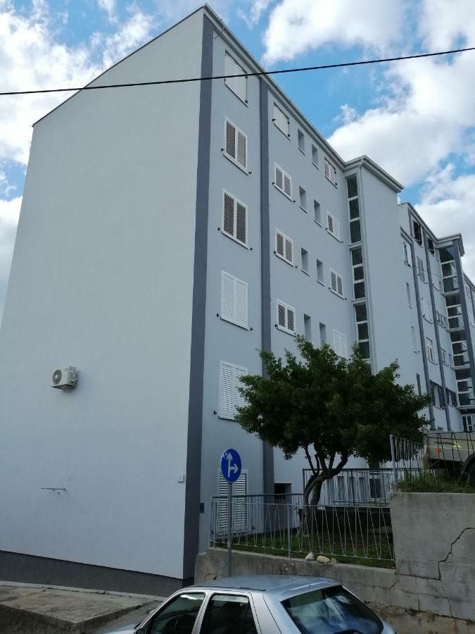 Studio Apartment Mila Пула Екстериор снимка